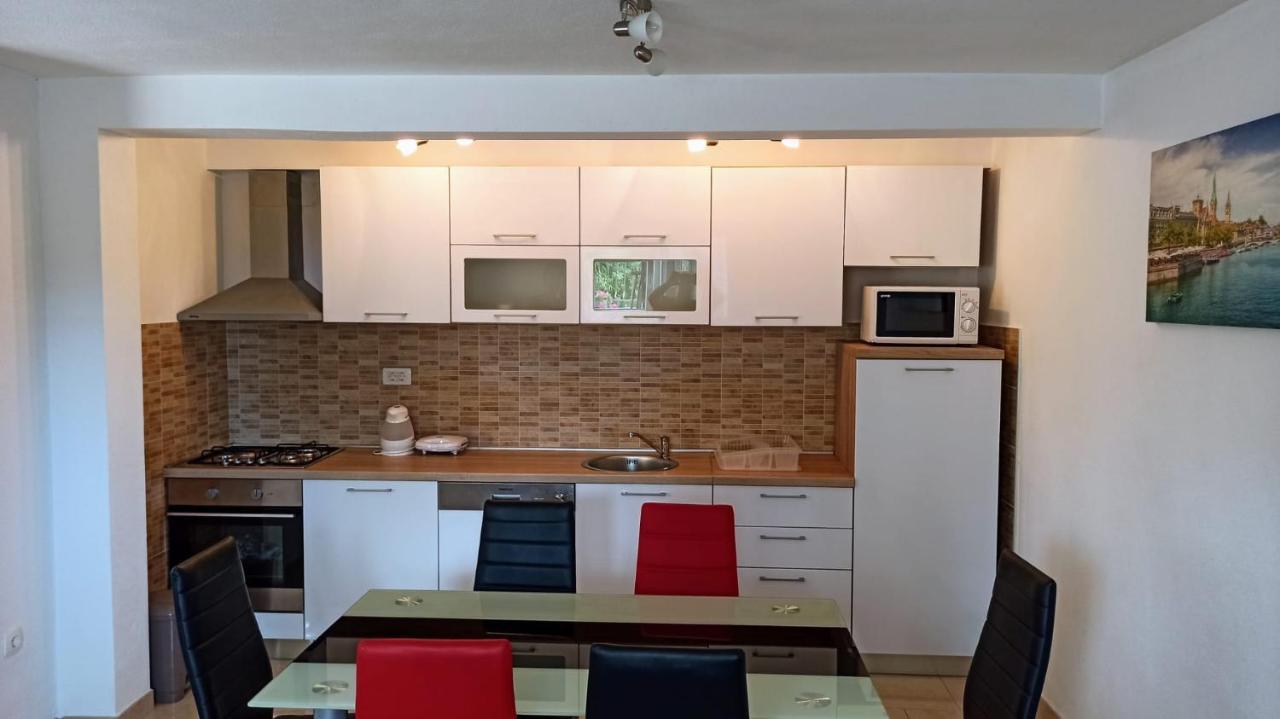 Holiday Apartments Maslina Paho Babino Polje Экстерьер фото